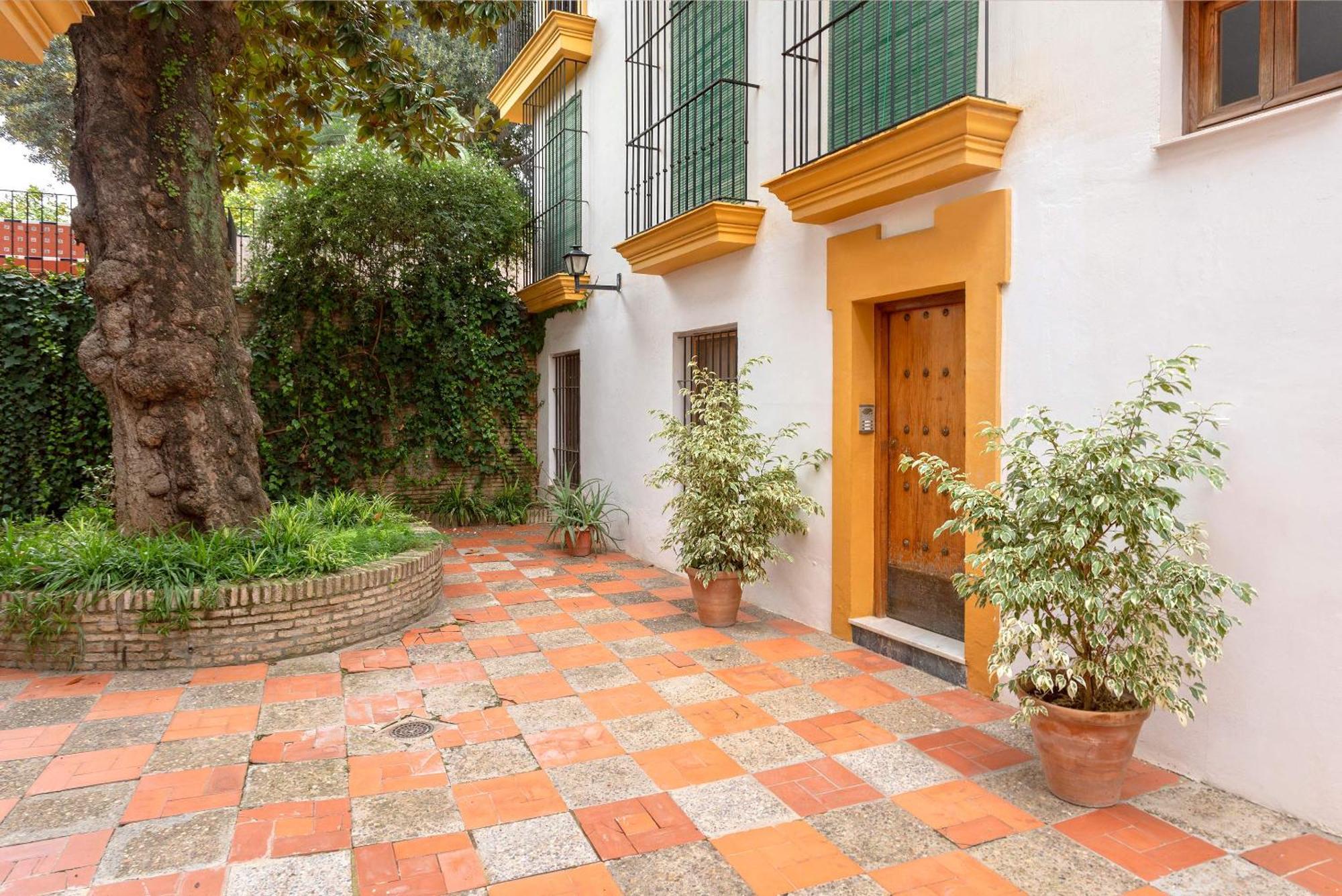 Genteel Plaza De Santa Cruz Appartement *
